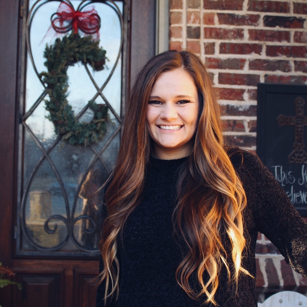 Meet your Posher, Halle caroline